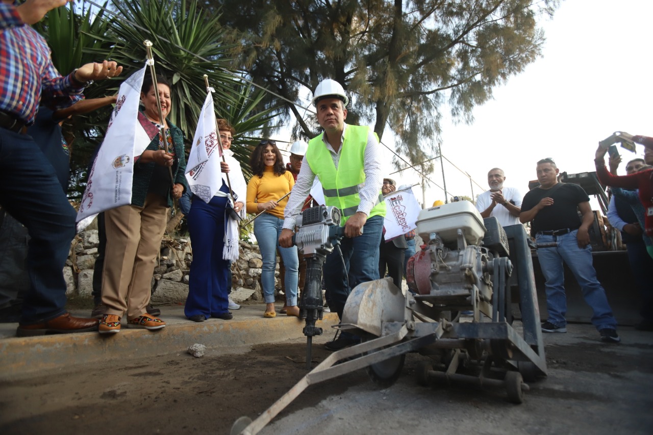 Alcalde anuncia construcción de universidad en zona alta marginación de Ecatepec