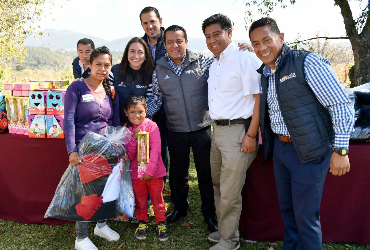 DIFEM entrega 130 mil paquetes invernales