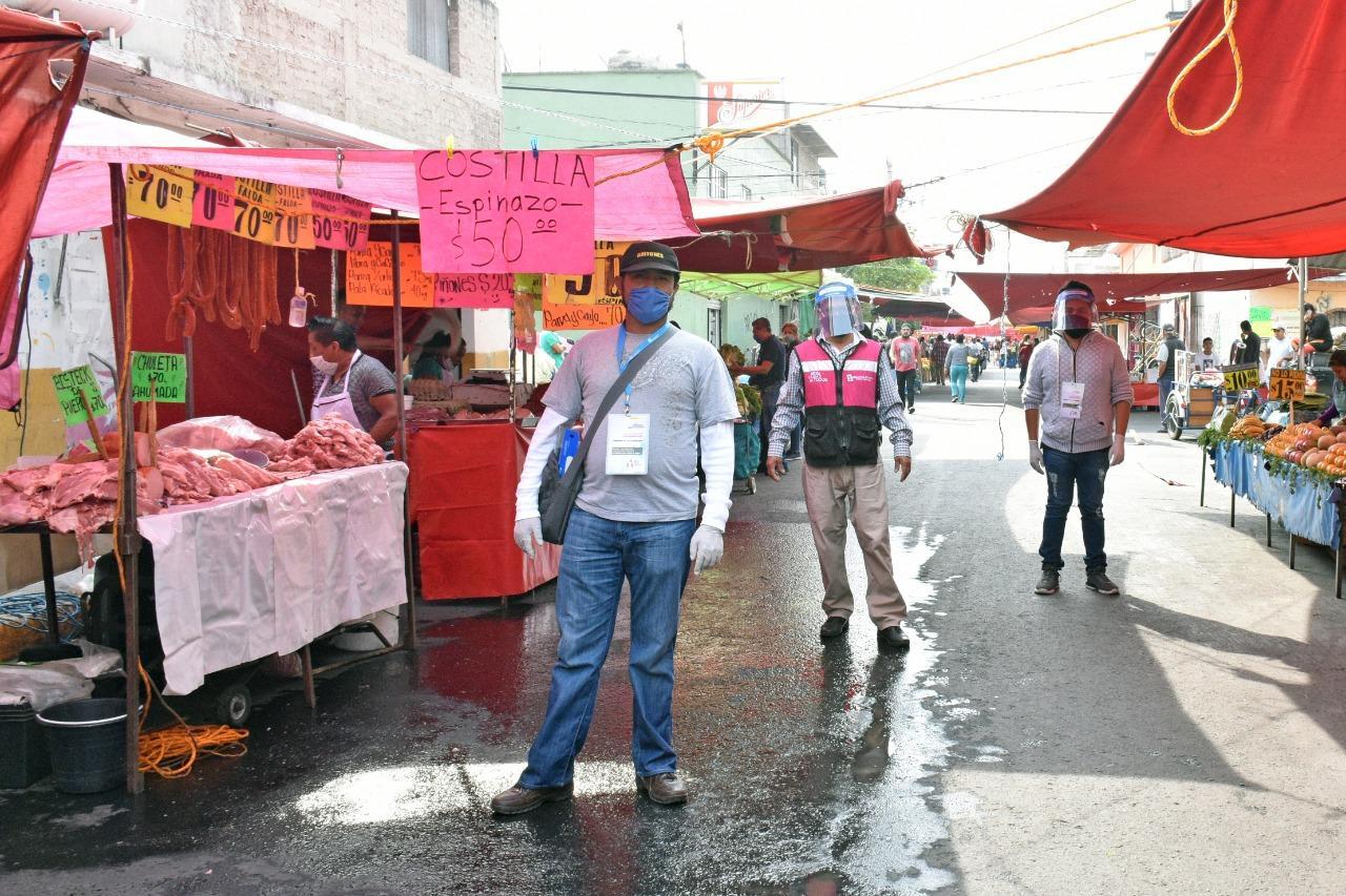 Paran tianguis en Neza; crecen casos de COVID-19