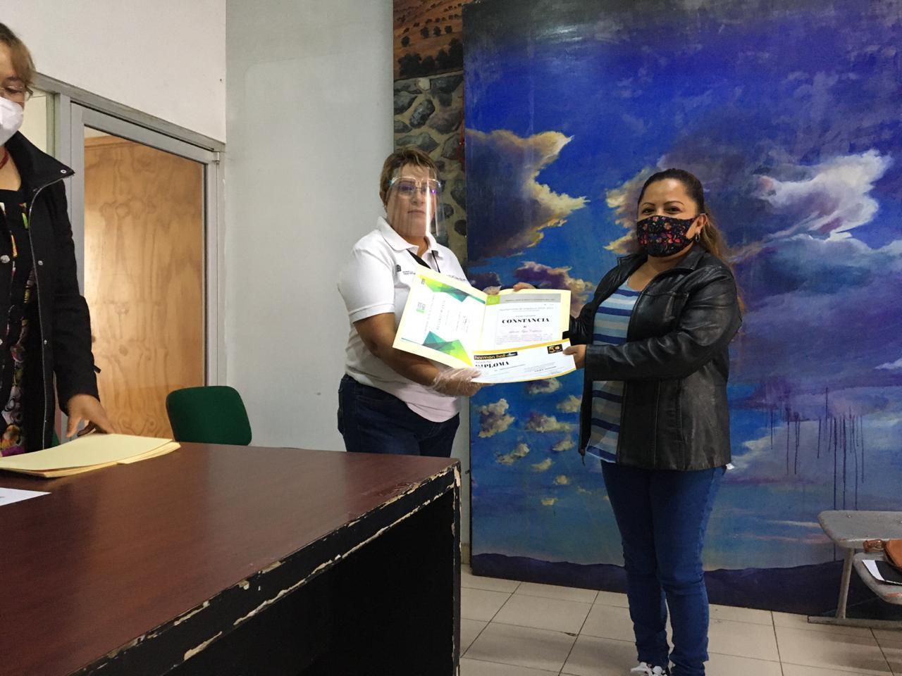 Docentes, capacitados en educación a distancia