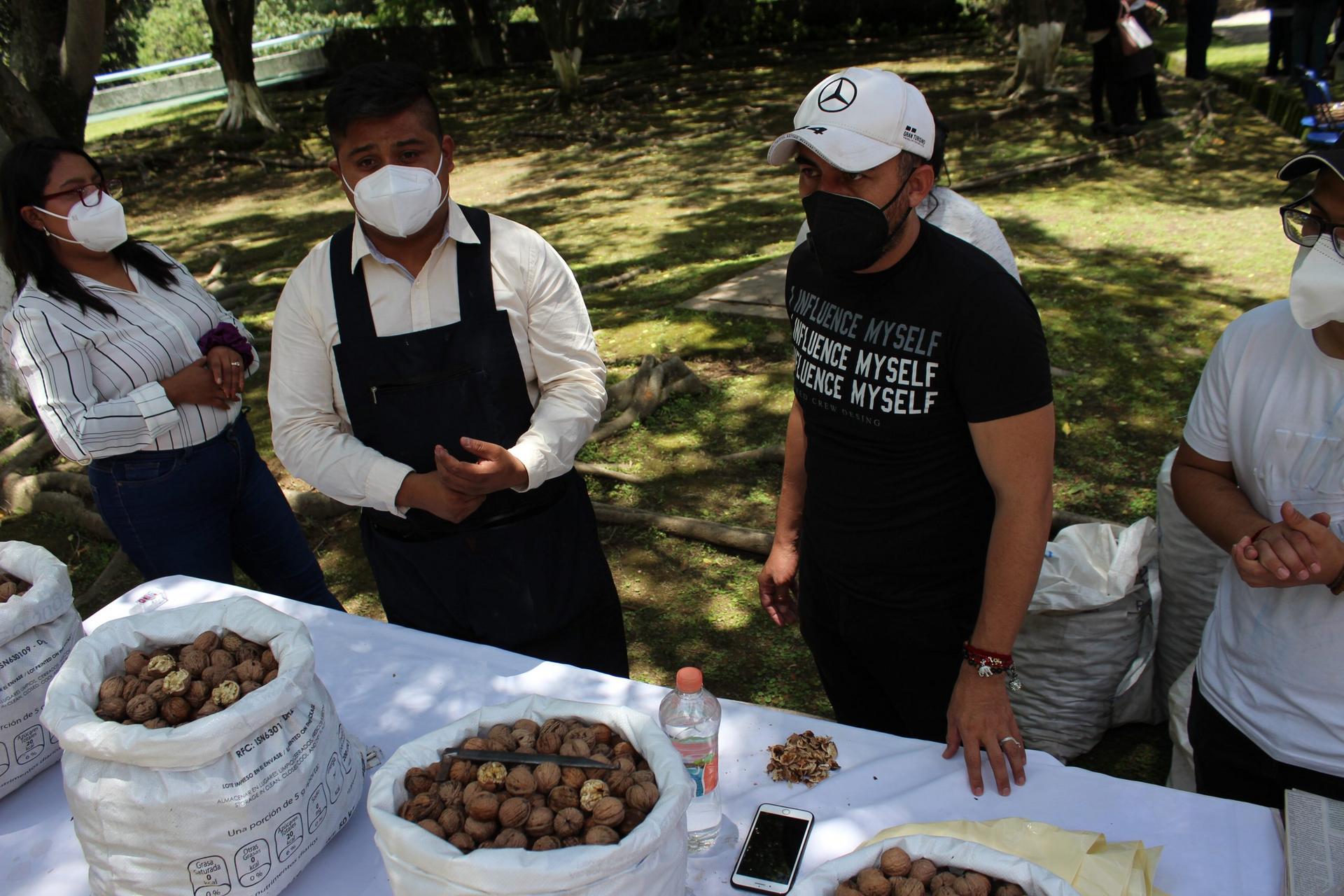 En Amecameca, suspenden Feria de la Nuez y Hongo