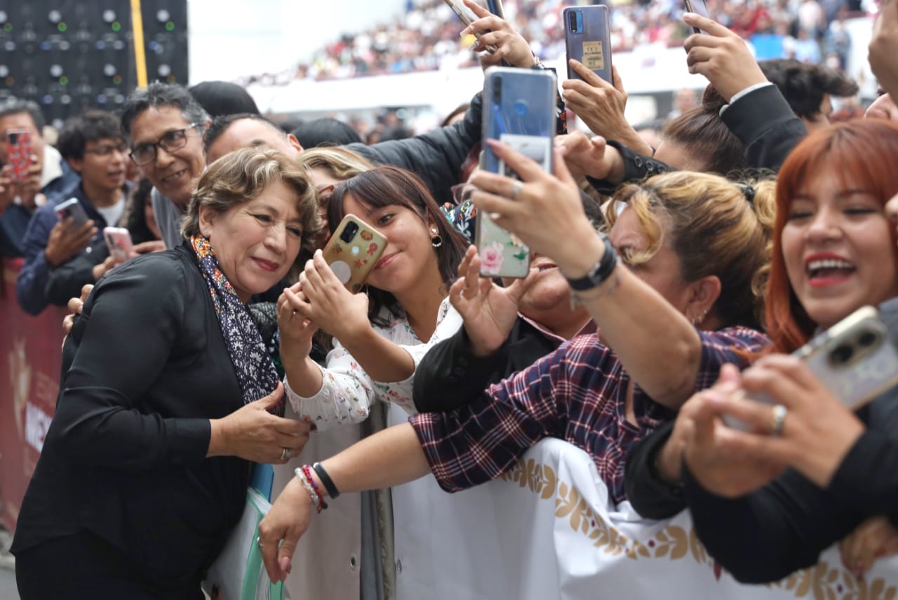 Delfina Gómez, realiza 1ra gira de agradecimiento en Ecatepec