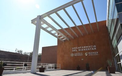 López Obrador y Delfina Gómez, inauguran la farmacia más grande del mundo