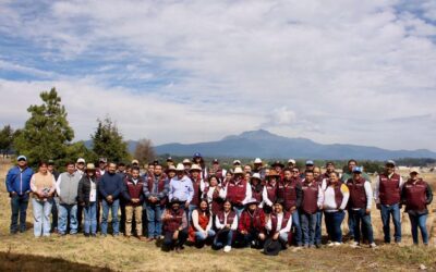 El Gobierno del Estado de México creará huertos escolares en Texcaltitlán