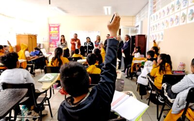 Mejoran entorno educativo de nivel de educación básica en Chicoloapan, Texcoco, Toluca y Metepec