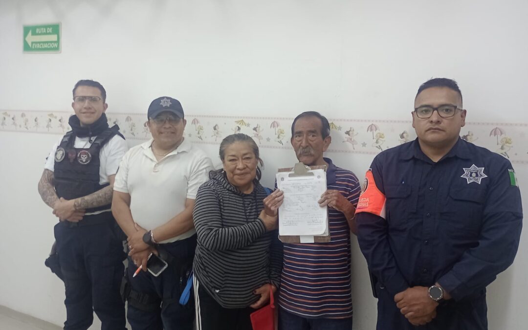 Policía de Ecatepec reintegra a hombre de 70 años a su núcleo familiar