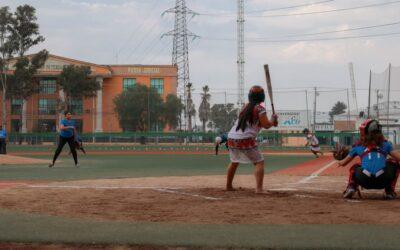 Jugadoras mayas adaptan su cultura al deporte