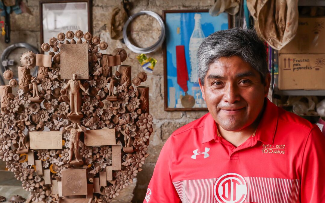 Elaboran Árbol de la Vida en honor al Club Deportivo Toluca