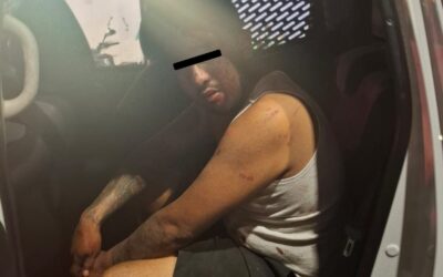 Policías de Neza detienen a dos presuntos extorsionadores en la colonia El Sol