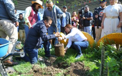 Con programa Huertos Frutales, siembran vida en escuelas del EdoMéx