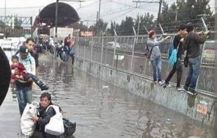 Tromba suspende Metro L-A  y afecta municipios del EdoMéx