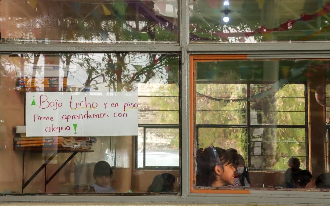 Entregan obras para la comunidad estudiantil de Chimalhuacán