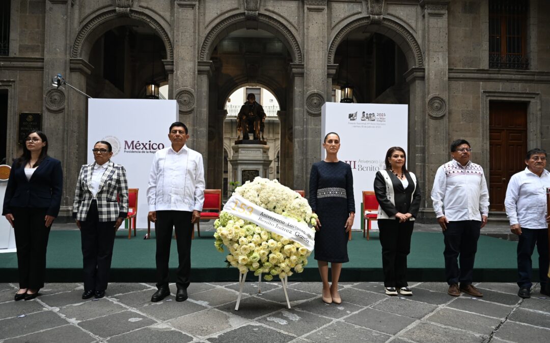 Conmemoran 153 aniversario luctuoso de Benito Juárez