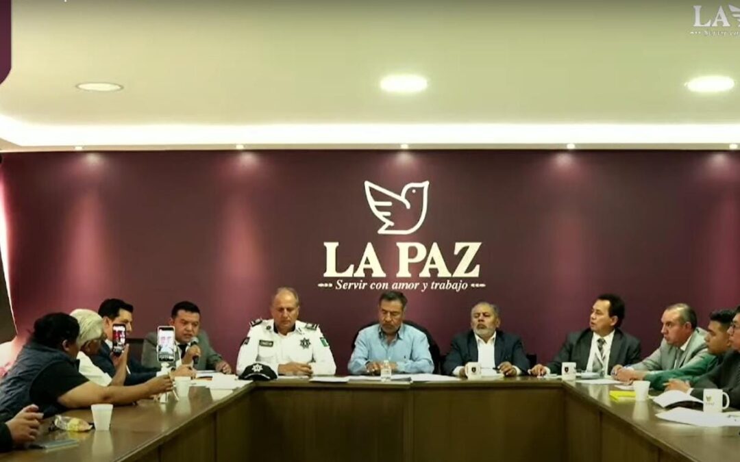 Policías municipales de La Paz rechazan diálogo pese a mejoras laborales