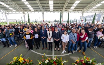 Entregan Créditos Colibrí, emprendedores de Chimalhuacán podrán ampliar sus negocios