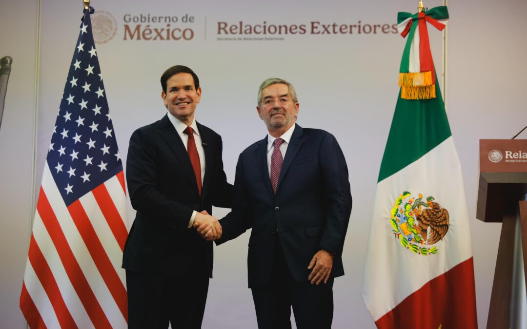 México y EU firman acuerdo para contrarrestar tráfico de armas ilícitas y drogas