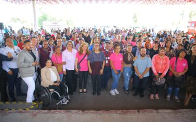 Mujeres se capacitan en el manejo de grúas en Ecatepec