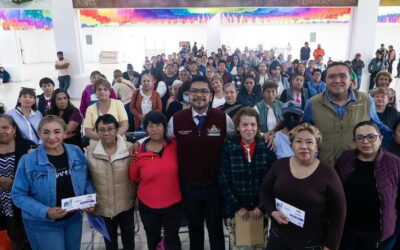 Más de 2 mil mujeres en Neza reciben tarjetas “Pensión Mujeres con Bienestar”