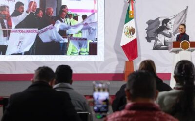 Gobierno de México entrega trenes de pavimentación a municipios del Edomex