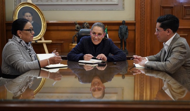 Sheinbaum Pardo, vía telefónica invitó al Papa León XIV a visitar México