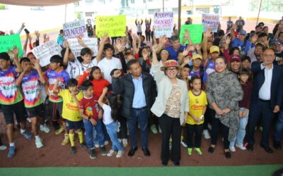 Azucena Cisneros entrega renovados los parques Estrella de Oriente y Citlaltépetl