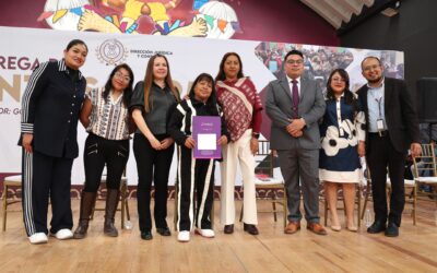 Entregan testamentos a 550 familias de Chimalhuacán que cuentan ya con certeza jurídica