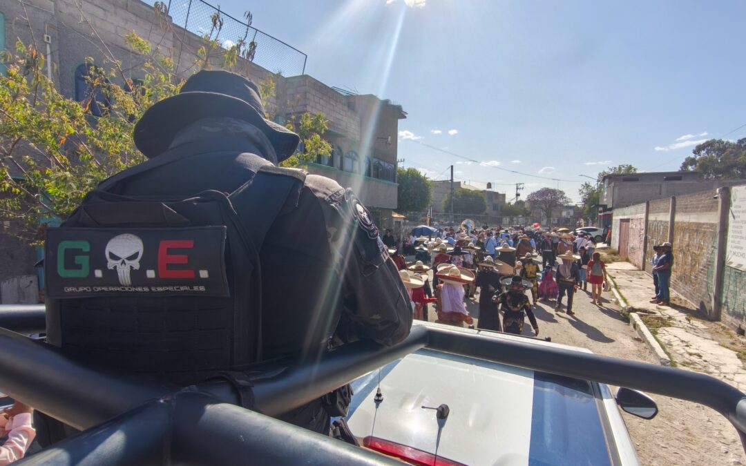 En Carnaval 101 de La Paz Acaquilpan, piden a participantes no portar armas