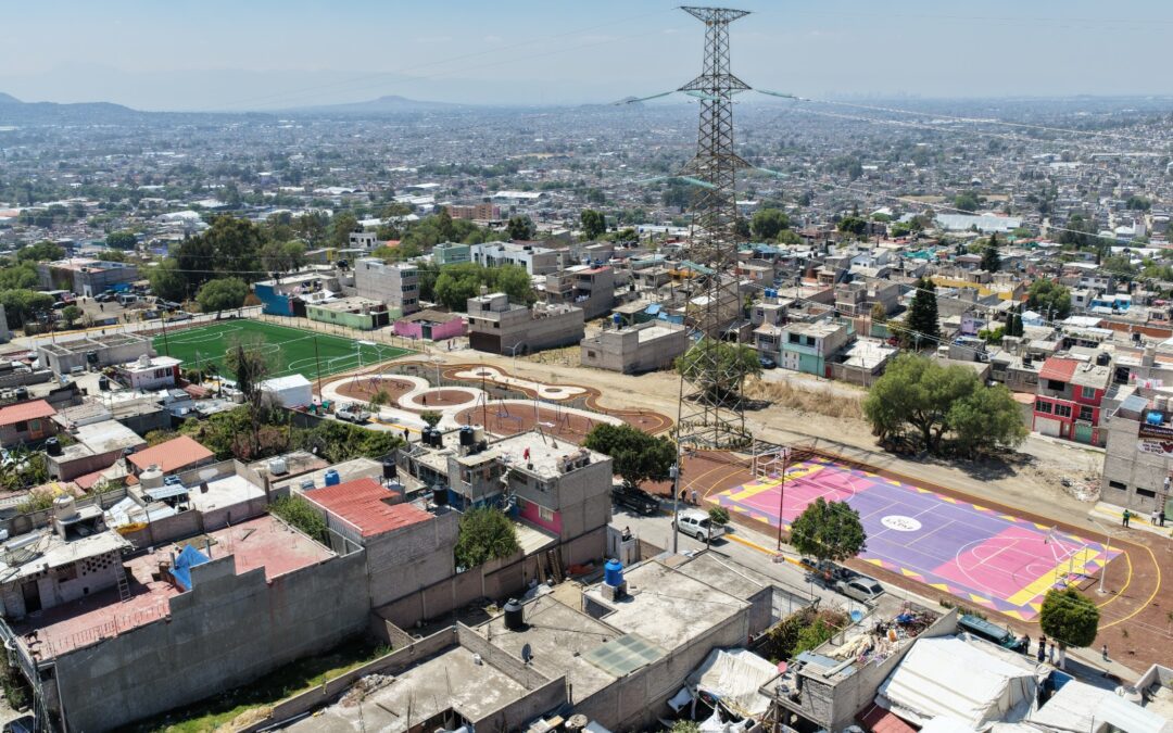 La Paz busca hacer un buen gobierno con obras bien hechas; inaugura campo deportivo
