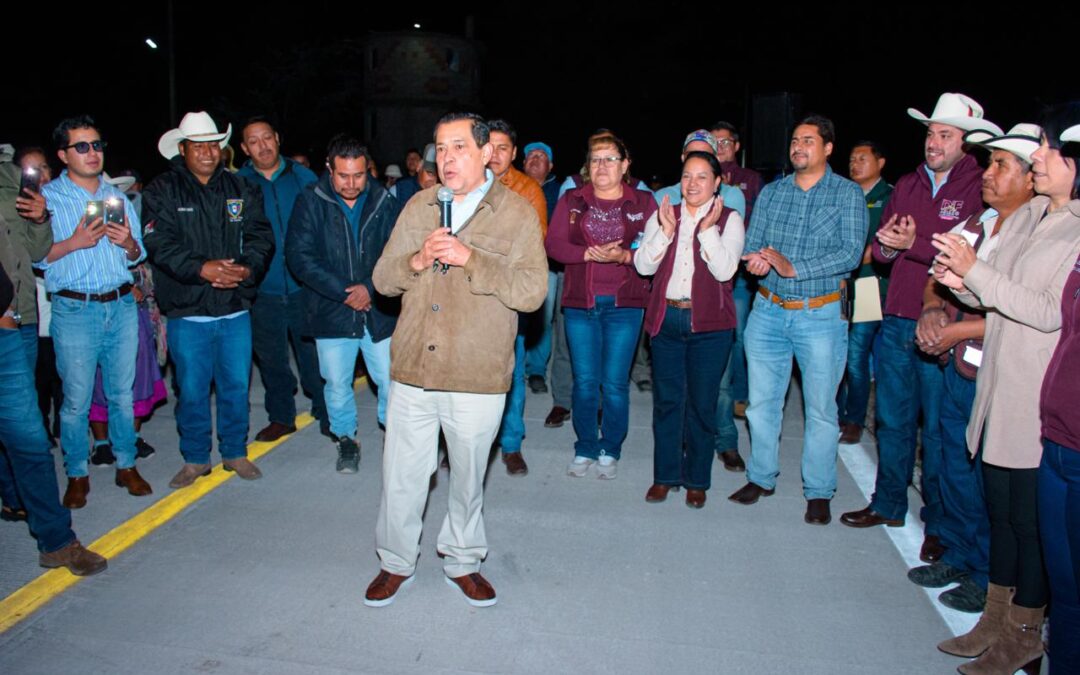 Gobierno del EdoMéx moderniza camino en Aculco para mejor movilidad de otomíes