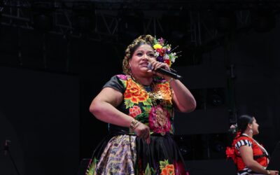 Na Lucy y delegaciones de Oaxaca deleitan en la Guelaguetza Chimalhuacán 2026