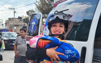 Apoyan con éxito nacimiento de bebé en calle de la Orfebres de Chimalhuacán