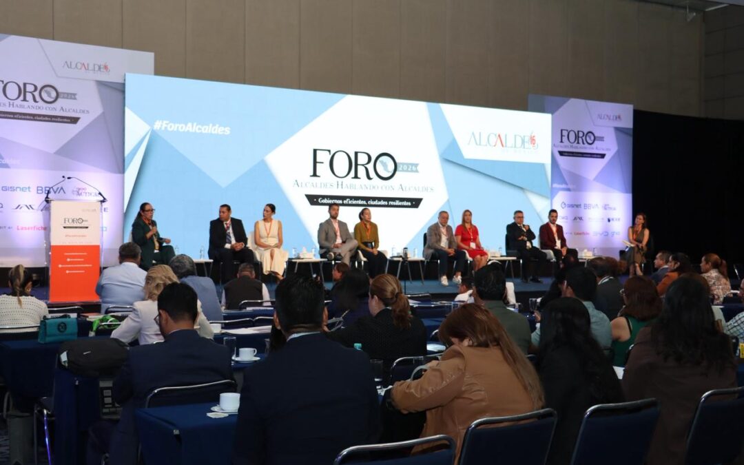 Cisneros Coss presenta en Foro de Alcaldes el modelo de recuperación y calidad de vida de Ecatepec