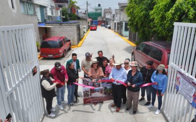 Con modalidad “Mano a Mano”, gobierno ecatepense pavimenta 17 calles en Villas del Sol