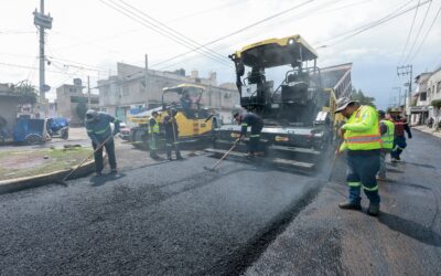 Tren de repavimentación favorece movilidad en Chimalhuacán