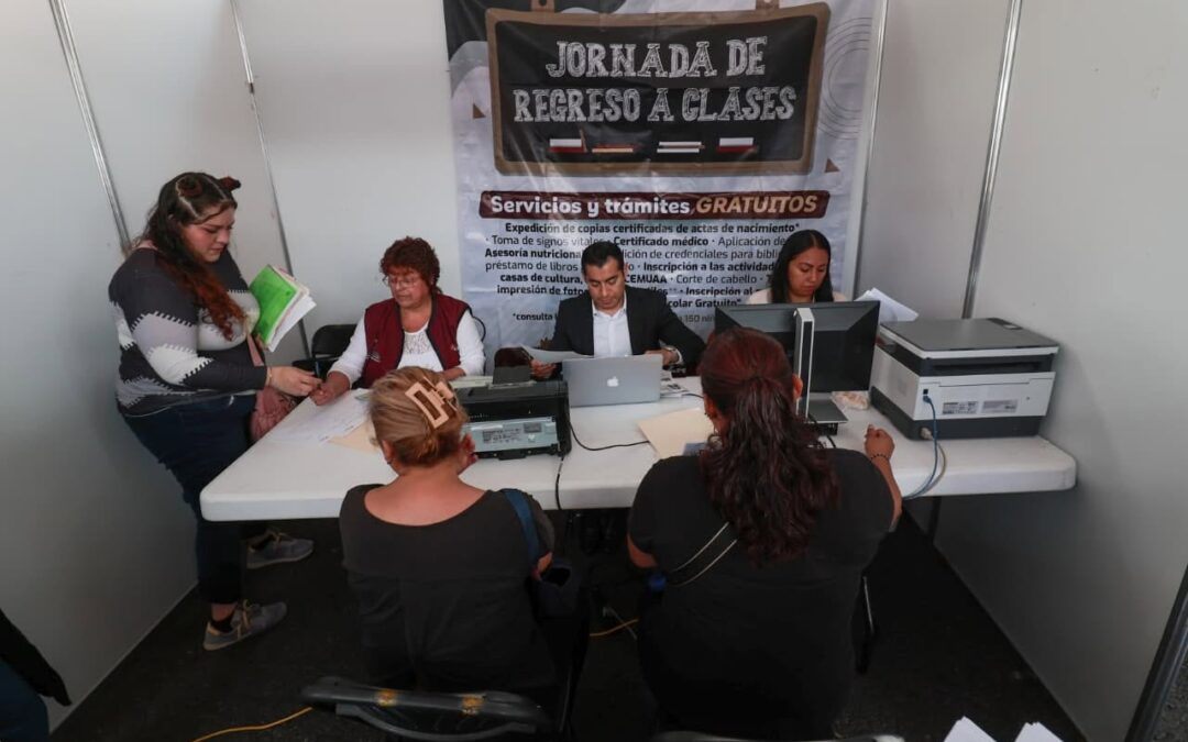 Neza respalda economía familiar en regreso a clases con servicios gratuitos