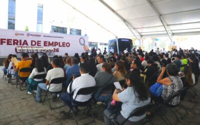 Participan más de 100 empresas en Feria del Empleo de Ecatepec