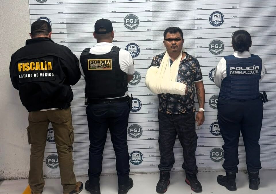 Detienen en Neza a sujeto por presunta tentativa de homicidio contra elementos de la corporación