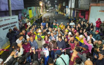 Cisneros Coss inaugura Sendero Seguro; en 40 años no había mejora, “¡vea la calle qué bonita nos la dejó!”: vecina